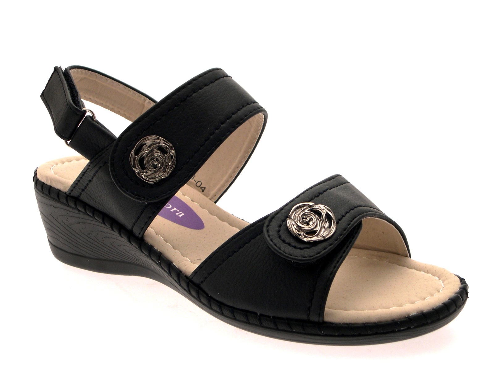 wide shoes with velcro straps